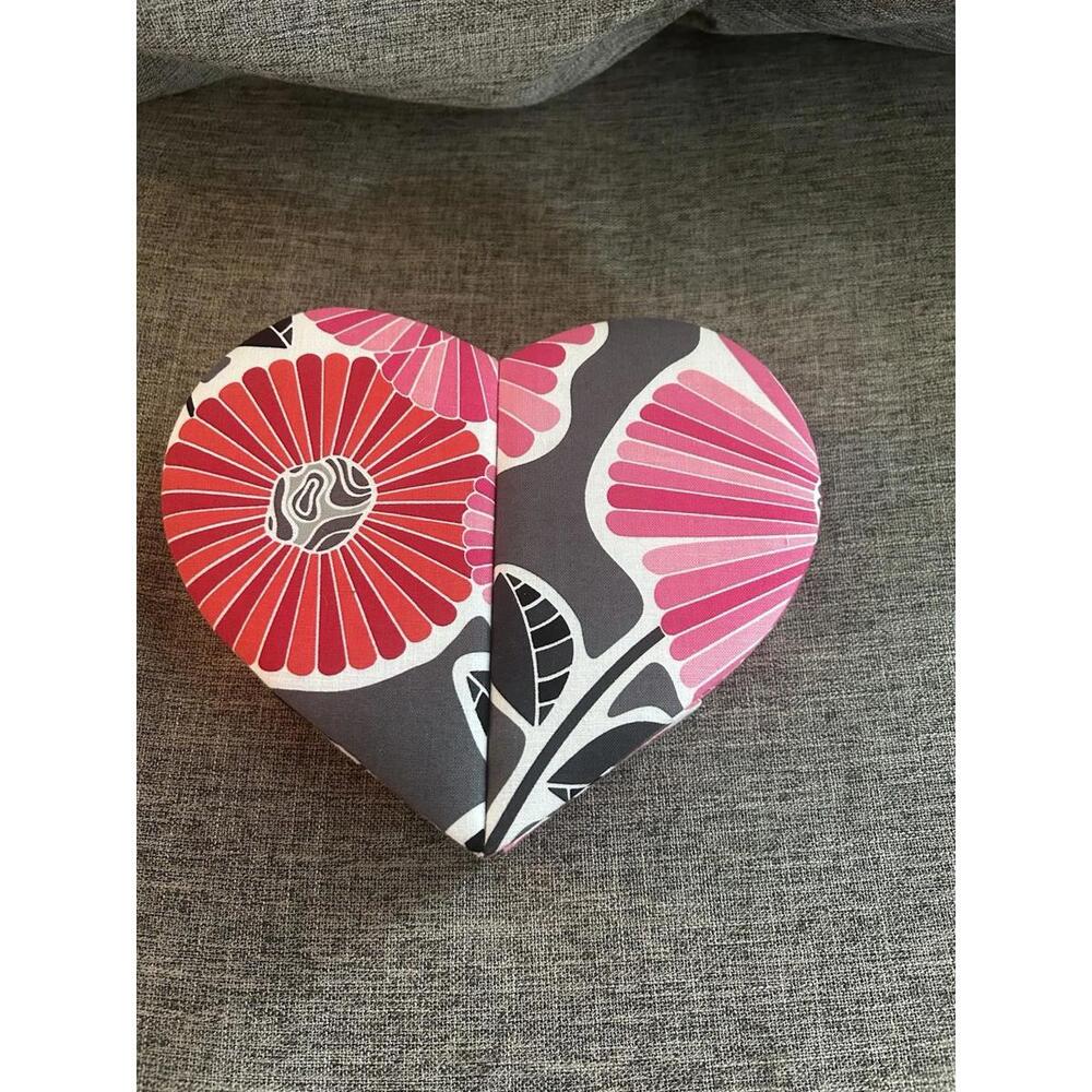 Vera Bradley Jewelry Box Case Heart to Heart in Cheery Blossoms